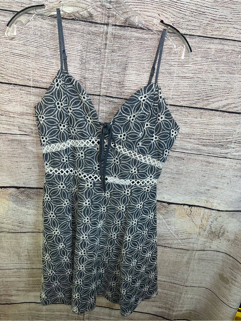 😍 J.O.A. Navy Blue and White V-neck Lace-Trim Mini Dress size Small